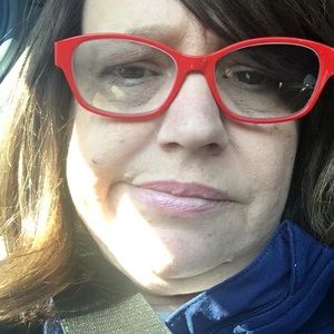 Meet your Posher, Linda